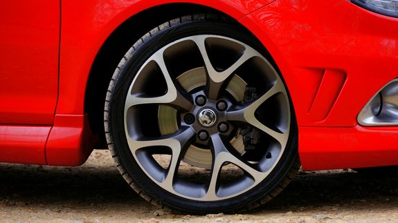 How do I book an appointment for detailing?
