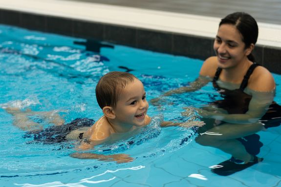 Take the Plunge Toward Water Confidence — Schedule Your First Lesson Now!