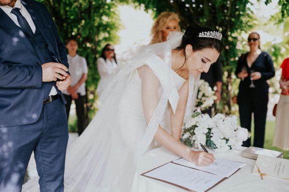 Experienced and Passionate Officiant