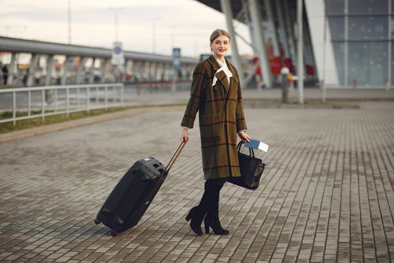 What are the common reasons for visa application refusals in France?
