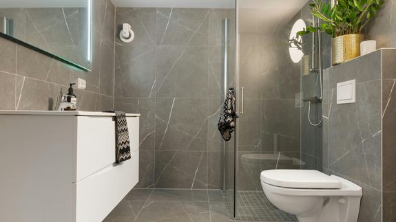 Our 24/7 emergency plumbers guarantee a 60-minute response time.