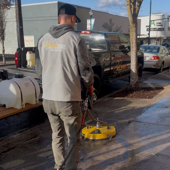 Expert Exterior Cleaning Services in Southern Oregon