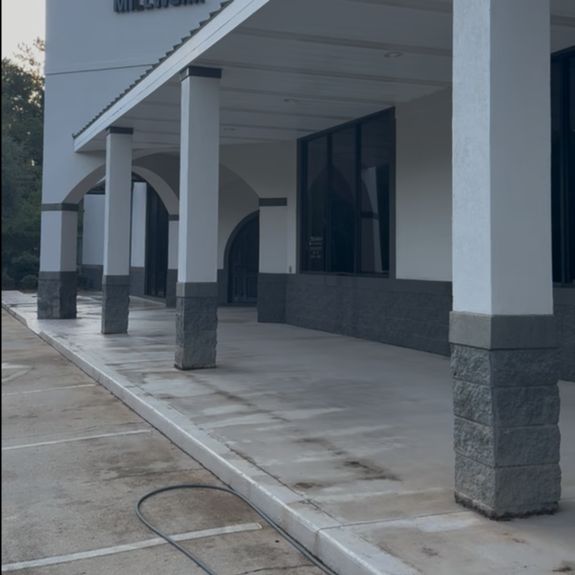 Commercial Pressure Washing