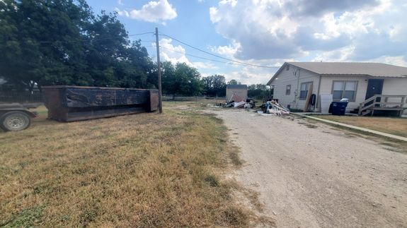 Clear the Clutter, Enjoy Your Space in New Braunfels.