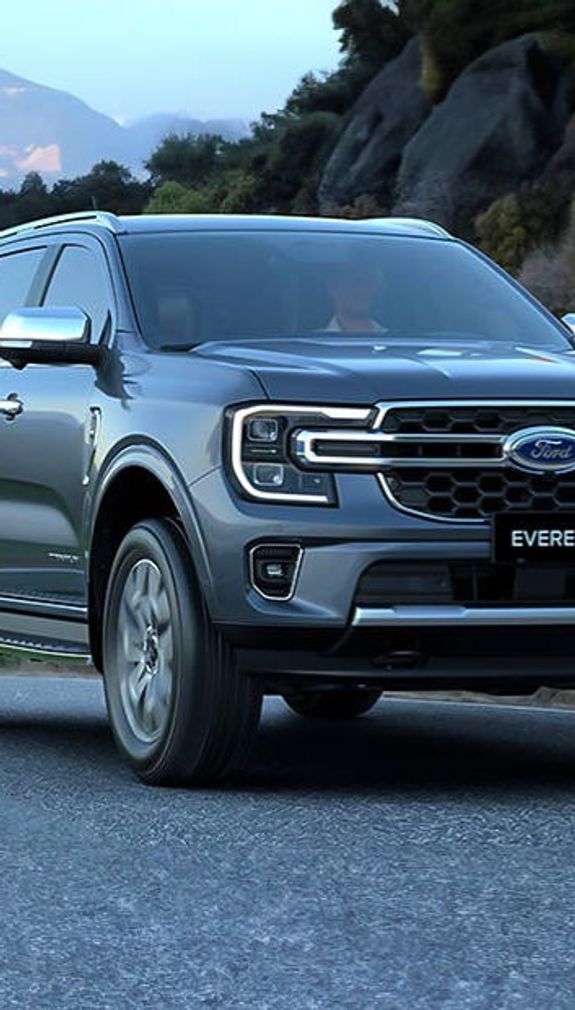 Ford Everest 2.0 XLT 4X4 10 AT