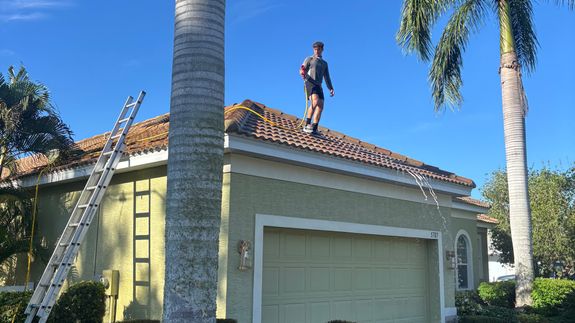 Wave Wash Pressure Cleaning: Your Trusted Family-Owned Solution in Bradenton, FL