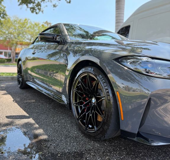 Experience Premium Mobile Car Detailing in Tampa Bay