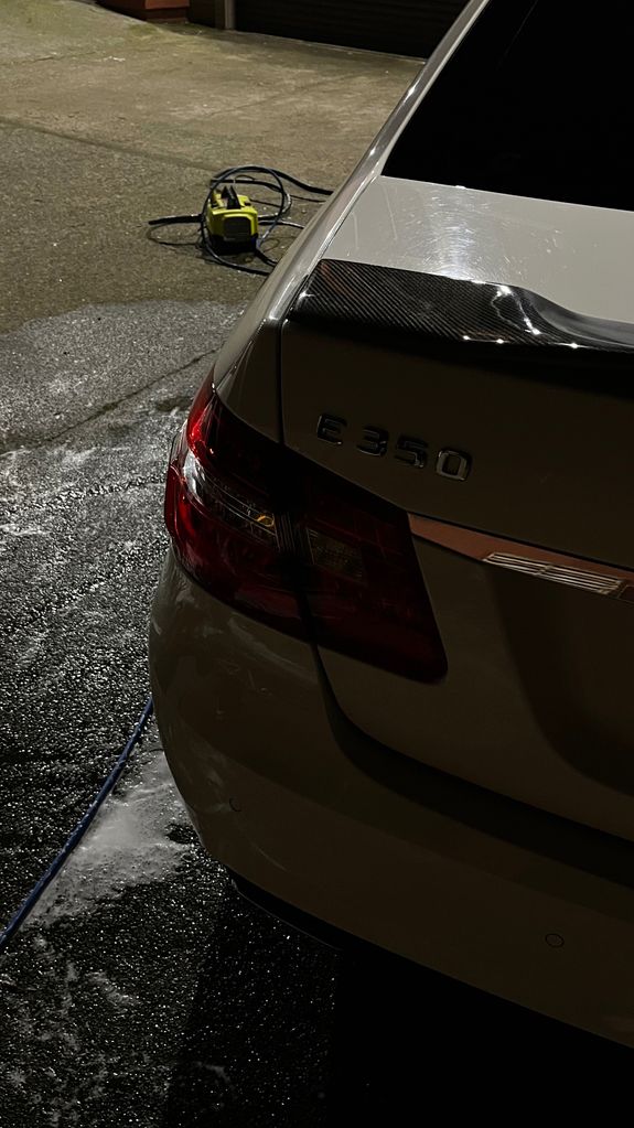 How long does a typical detailing service take?