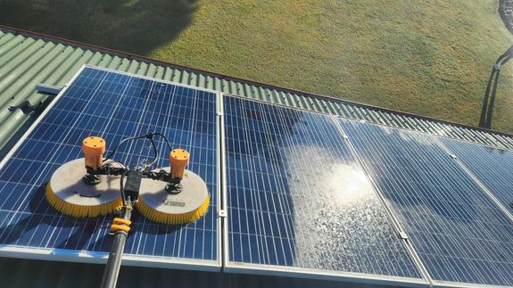 Enjoy Cleaner Solar Panels. Save Time. Shine Brighter in Gladstone.