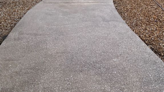 Can a dirty driveway ruin your curb appeal?