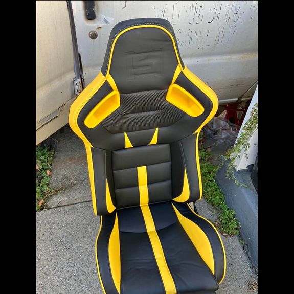 C&C LOOK 21 UPHOLSTERY LLCustom