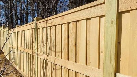 Your dream fence, effortlessly built.